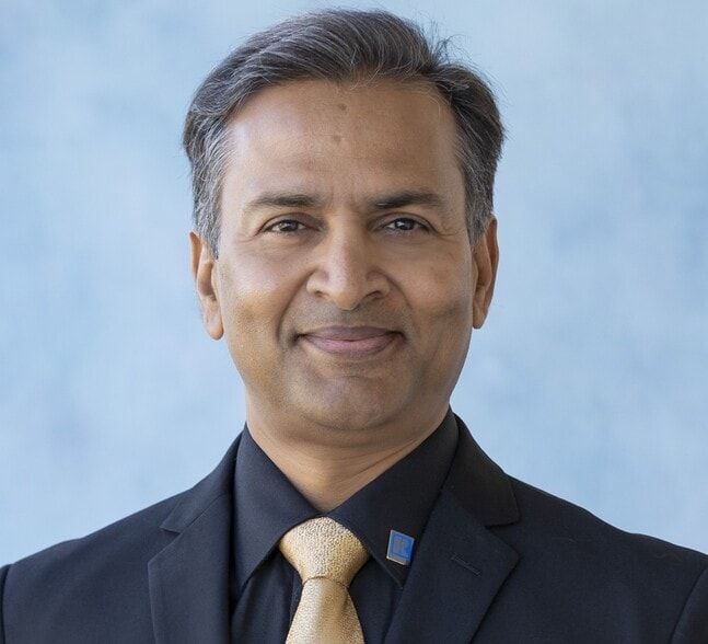 Land Listing Agent Photo