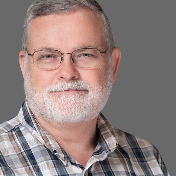 Land Listing Agent Photo