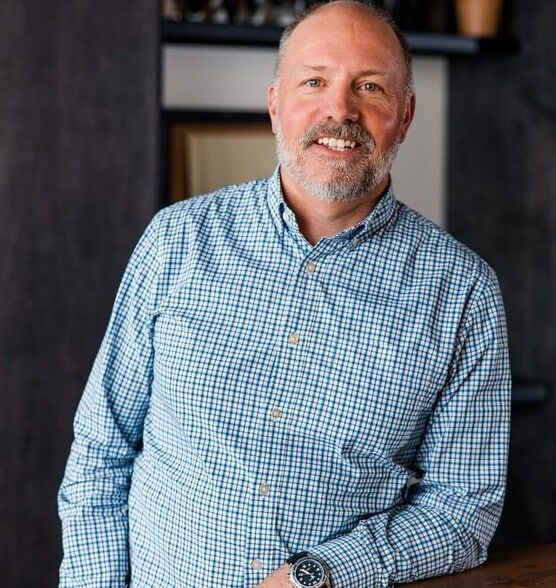 Land Listing Agent Photo