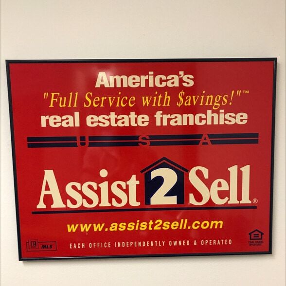 Land Listing Agent Photo