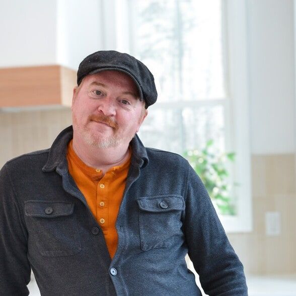 Land Listing Agent Photo