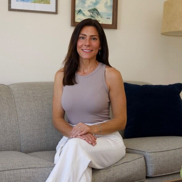 Land Listing Agent Photo