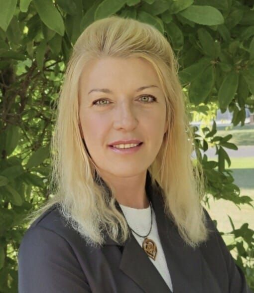 Land Listing Agent Photo