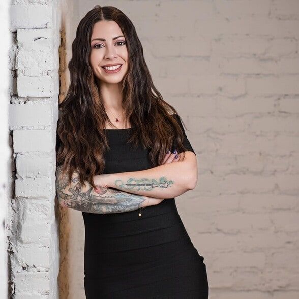 Land Listing Agent Photo