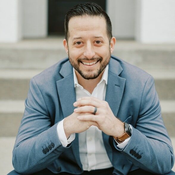 Land Listing Agent Photo