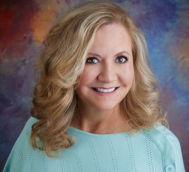 Land Listing Agent Photo