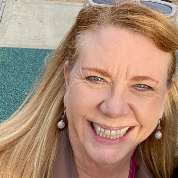 Land Listing Agent Photo