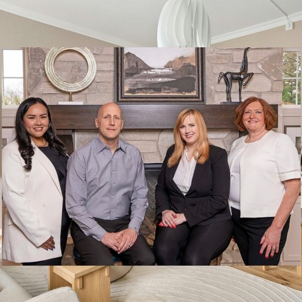 Land Listing Agent Photo