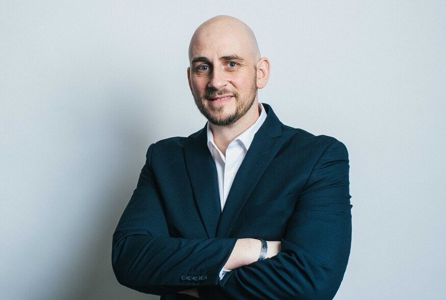 Land Listing Agent Photo