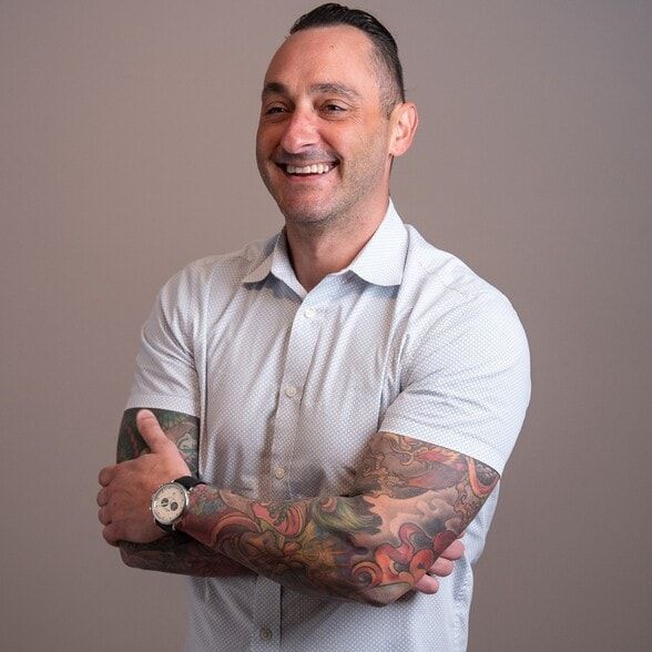 Land Listing Agent Photo