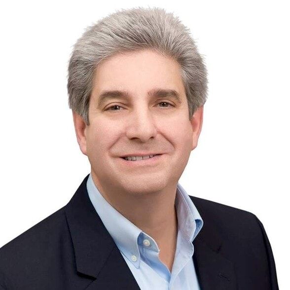 Land Listing Agent Photo