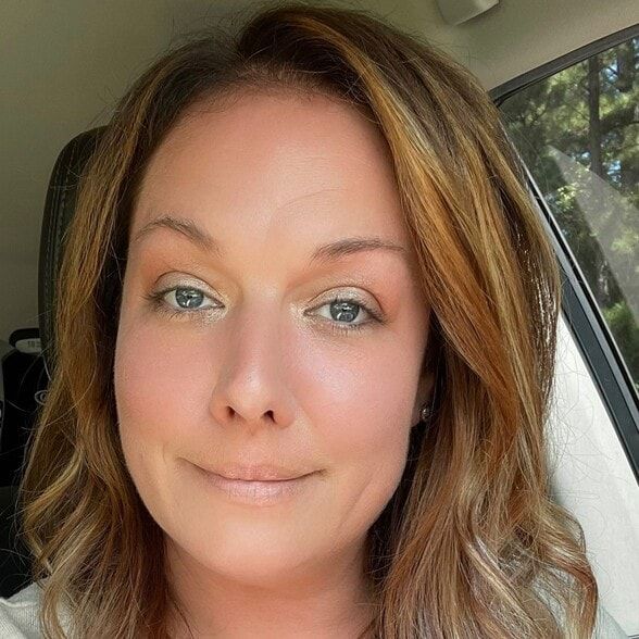 Land Listing Agent Photo