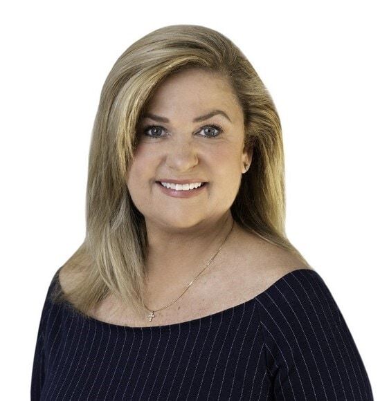 Land Listing Agent Photo