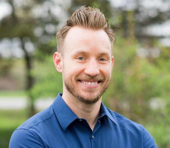 Land Listing Agent Photo