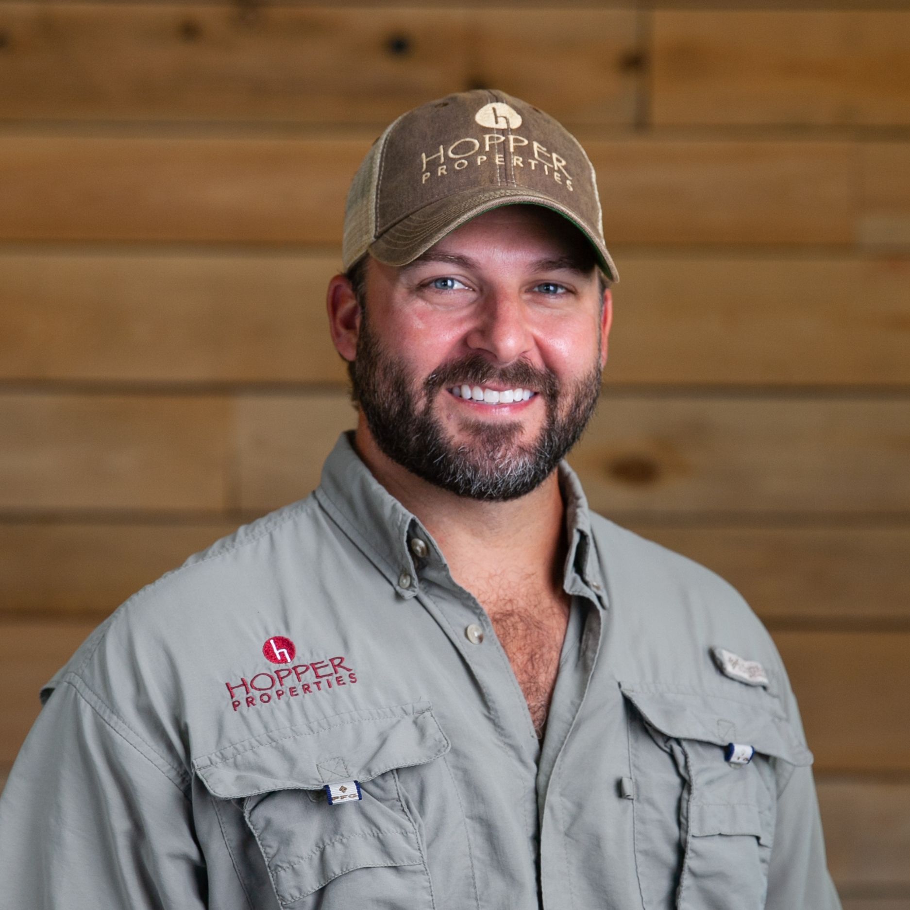 Land Listing Agent Photo