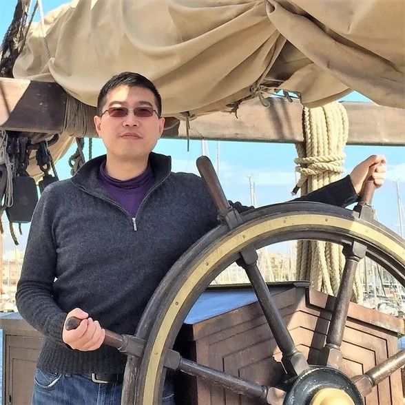 Land Listing Agent Photo