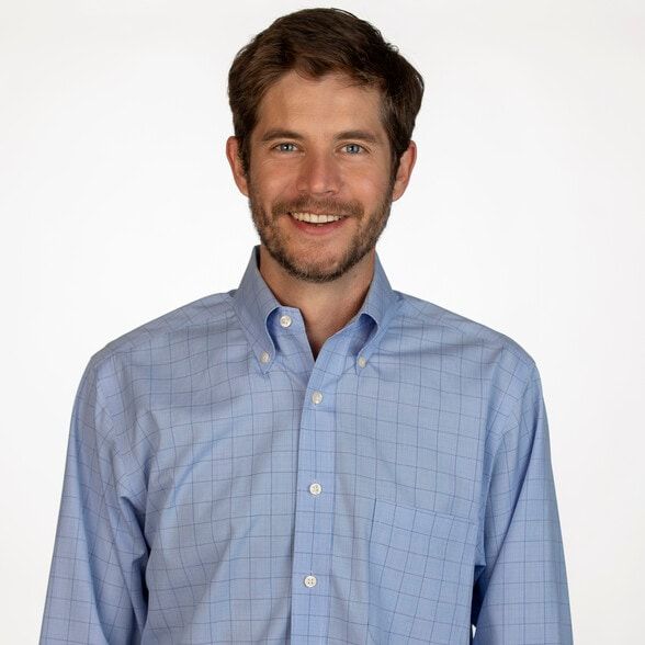 Land Listing Agent Photo