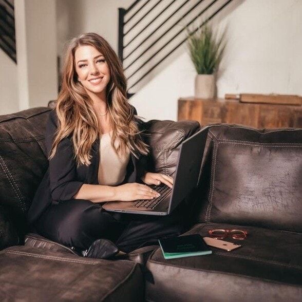 Land Listing Agent Photo