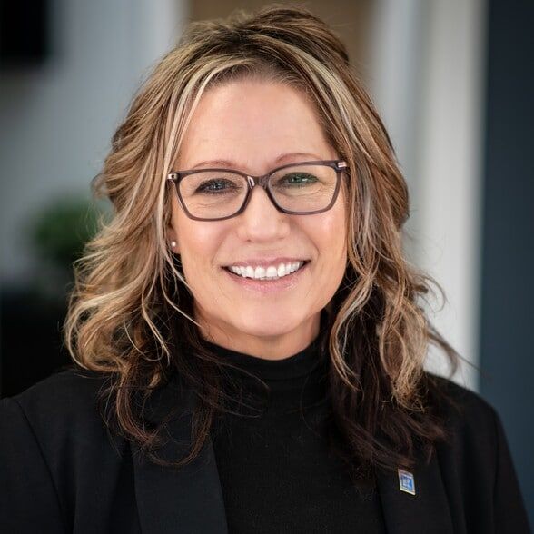 Land Listing Agent Photo