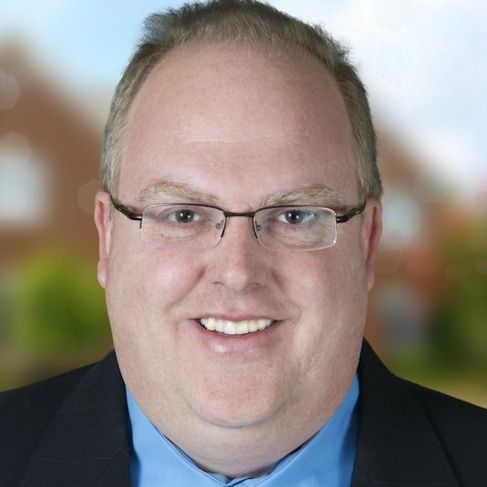 Land Listing Agent Photo