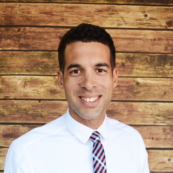 Land Listing Agent Photo