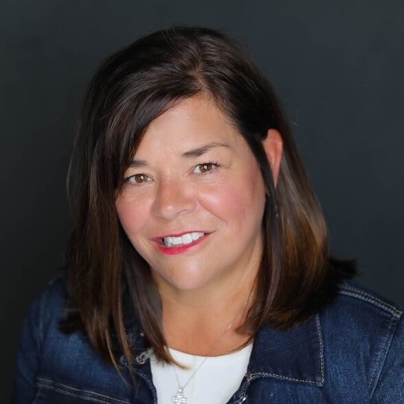 Land Listing Agent Photo