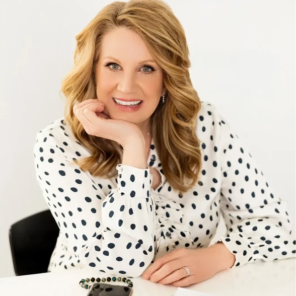 Land Listing Agent Photo