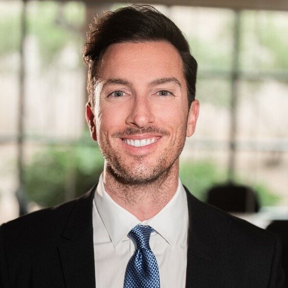 Land Listing Agent Photo