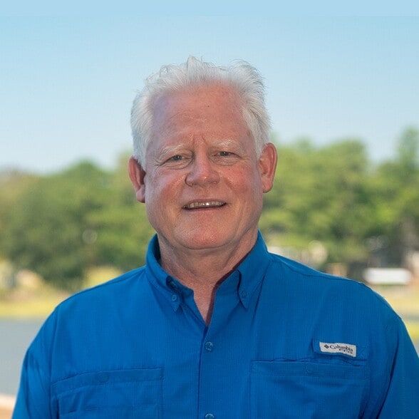 Land Listing Agent Photo