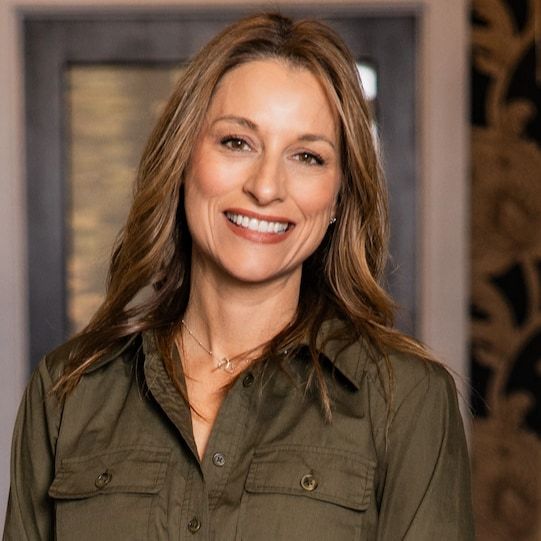 Land Listing Agent Photo