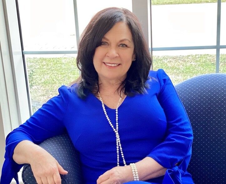 Land Listing Agent Photo