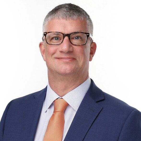 Land Listing Agent Photo