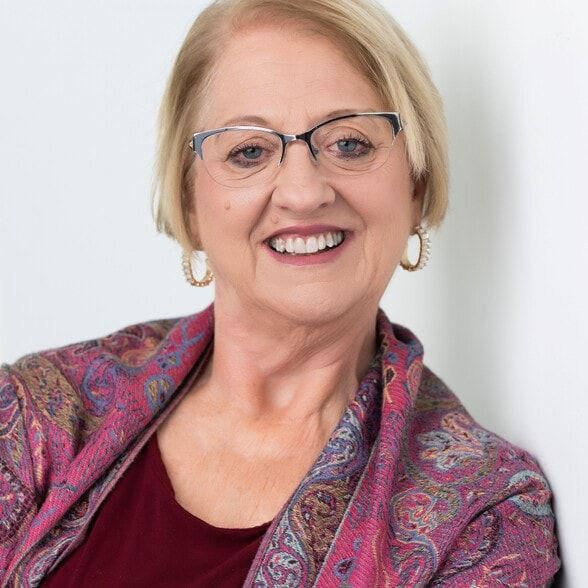 Land Listing Agent Photo