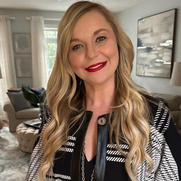 Land Listing Agent Photo