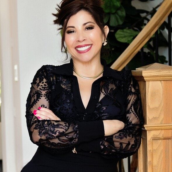 Land Listing Agent Photo