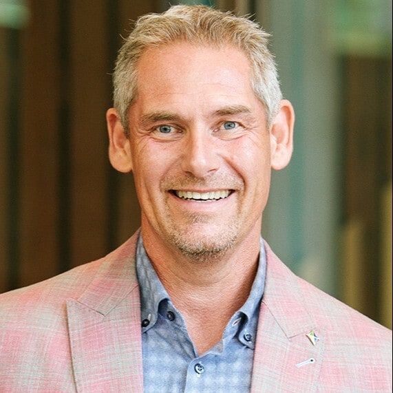 Land Listing Agent Photo