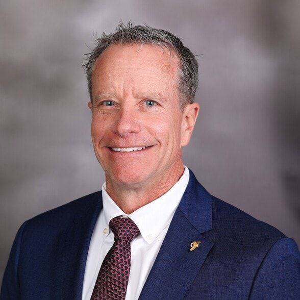 Land Listing Agent Photo