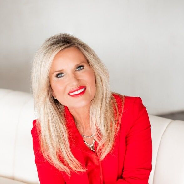 Land Listing Agent Photo