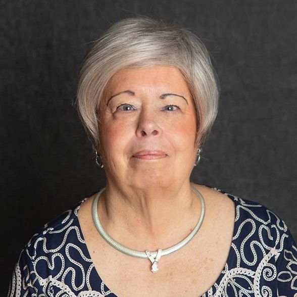 Land Listing Agent Photo