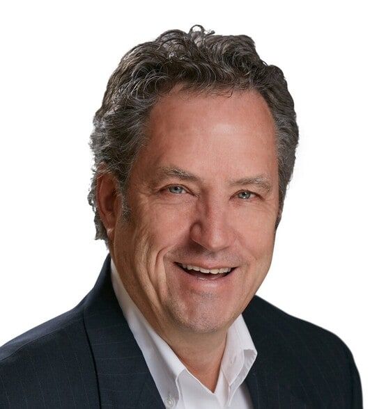 Land Listing Agent Photo