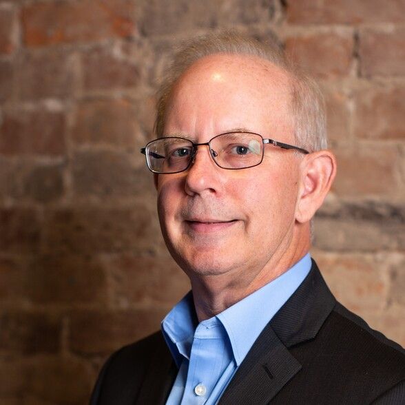 Land Listing Agent Photo