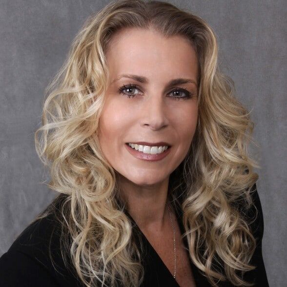 Land Listing Agent Photo