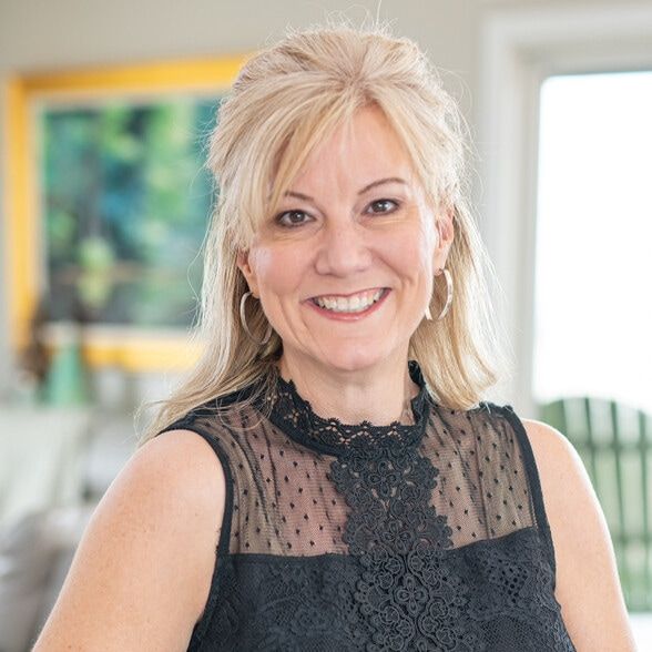 Land Listing Agent Photo