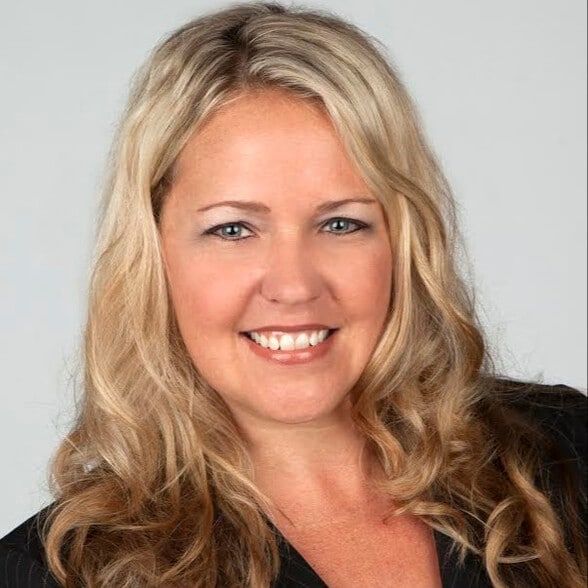 Land Listing Agent Photo