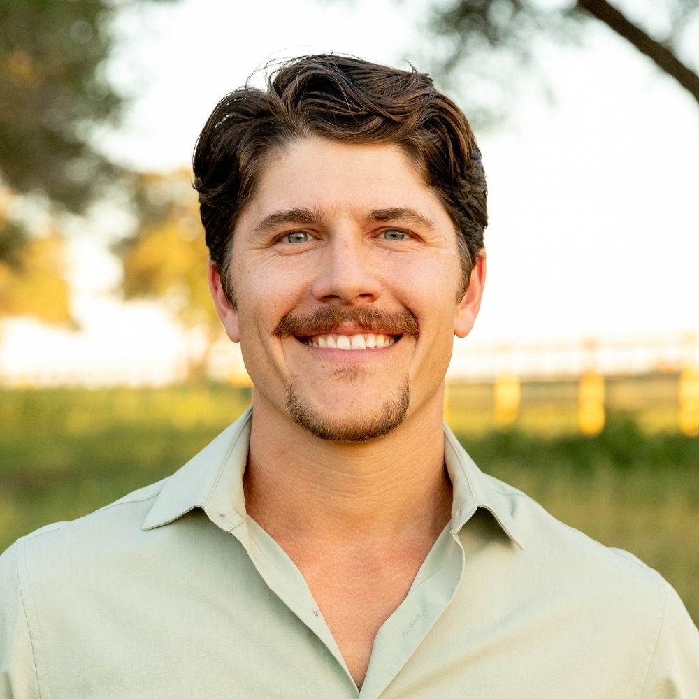 Land Listing Agent Photo