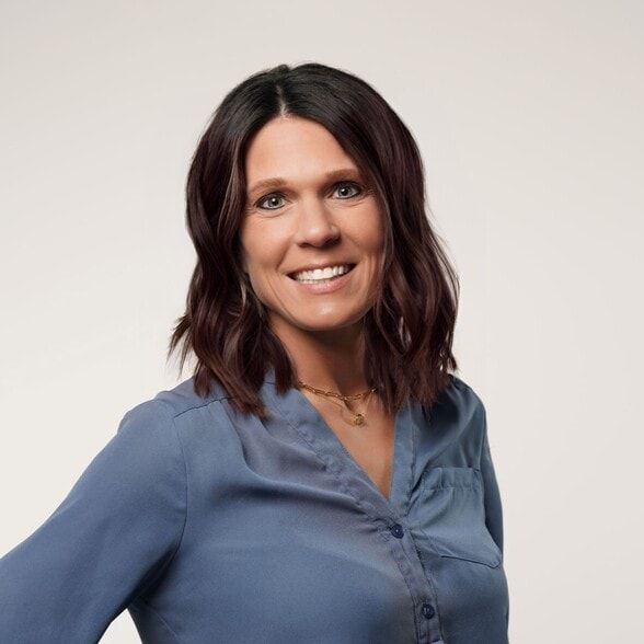 Land Listing Agent Photo