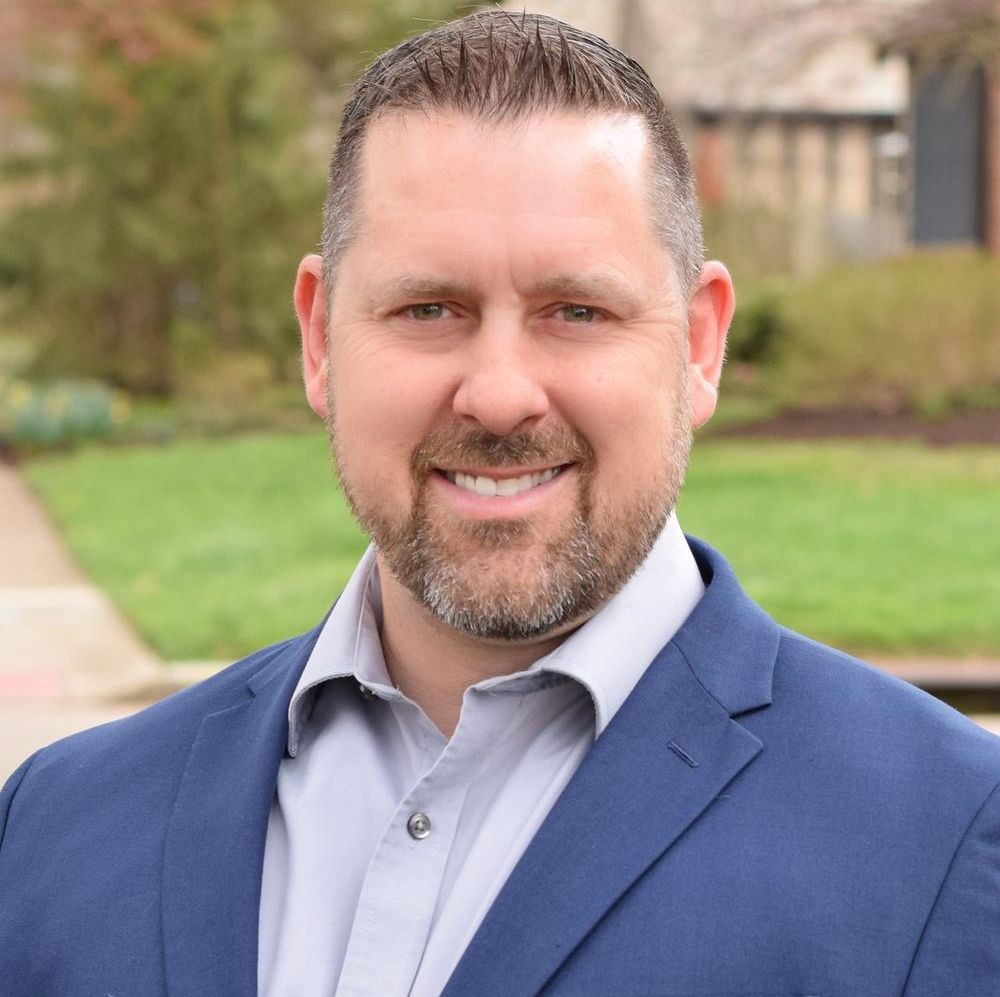 Land Listing Agent Photo