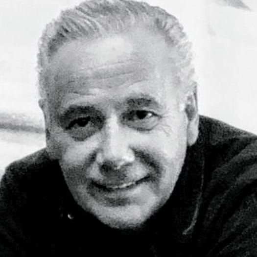 Land Listing Agent Photo