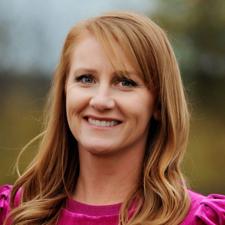 Land Listing Agent Photo