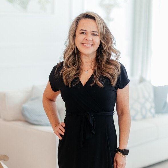 Land Listing Agent Photo